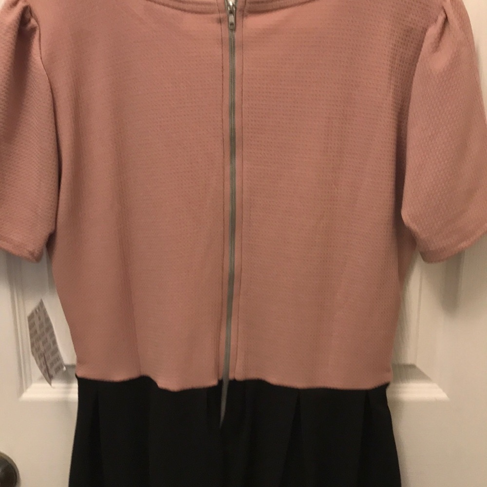 Colorblock Dress - Picture 5 of 5